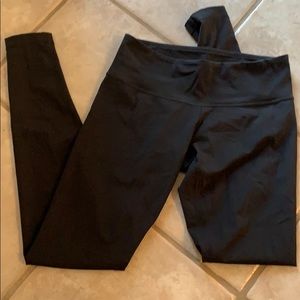 Lululemon size 6 leggings